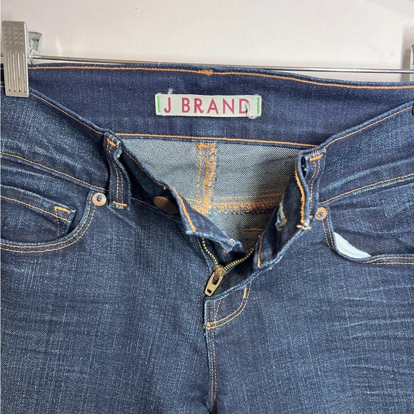J BRAND dark wash boot cut jeans low rise Size 26 - Picture 4 of 9